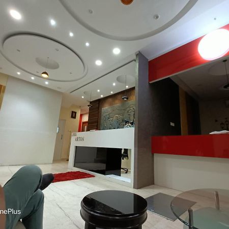 Hotel A Suites Мумбай Екстериор снимка